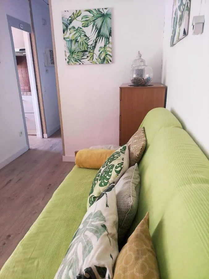 Atico Isaac Albeniz Apartamento La Pineda 0*,